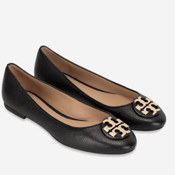 Tory Burch Claire Ballet Flat in Tumbled Leather in Black...